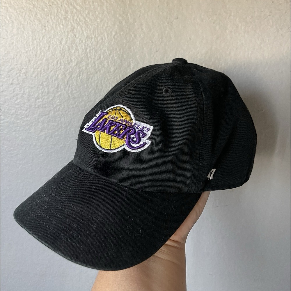 Los‎ Angeles Lakers '47 Brand MVP Mens Black Adjustable Hat